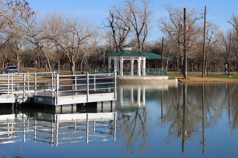 Riverside Park duck pond